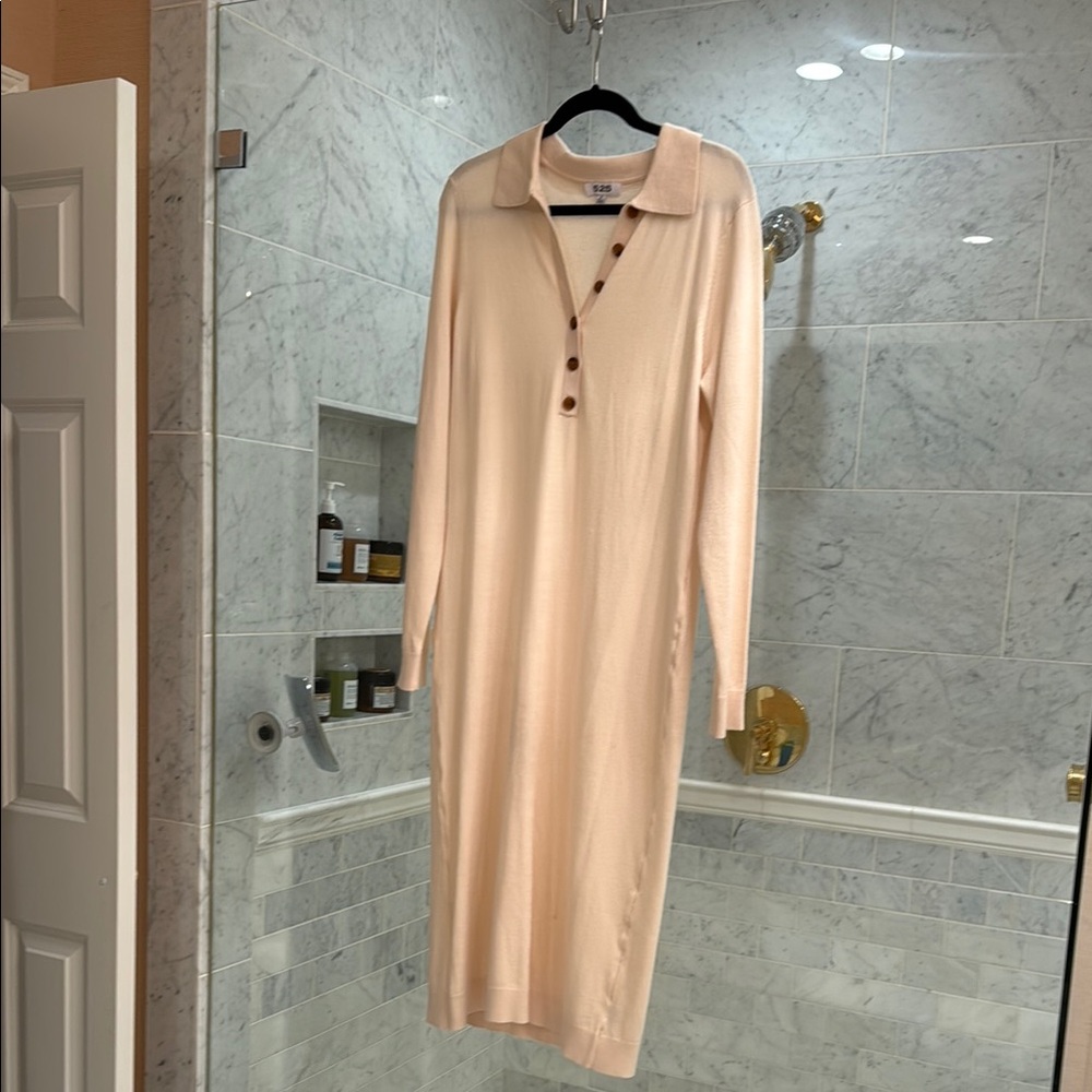 525 America Cream Button-Down Midi Dress medium so soft!